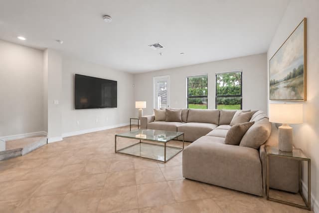 4488 Appleton Circle E, Oakland Park FL 33309 - Oakland Park, FL - Photo 5