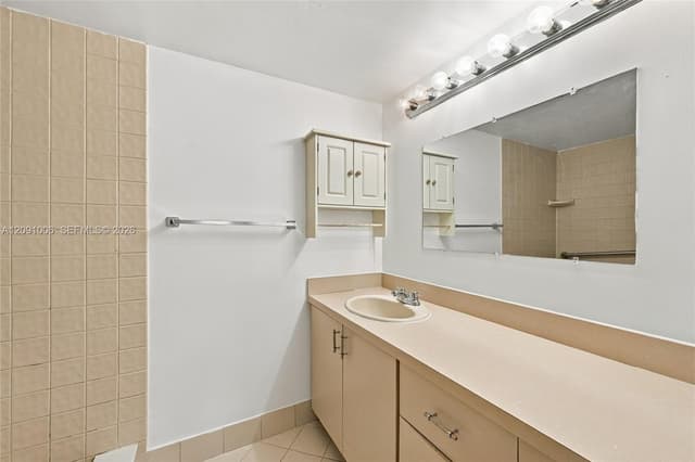 6800 Cypress Rd # 411, Plantation FL 33317 - Plantation, FL - Photo 7