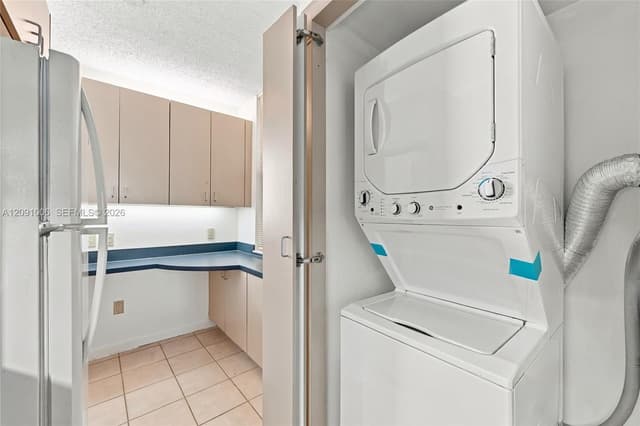 6800 Cypress Rd # 411, Plantation FL 33317 - Plantation, FL - Photo 3