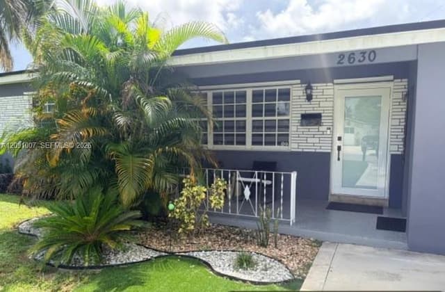 2630 De Soto Dr, Miramar FL 33023 - Miramar, FL - Photo 2