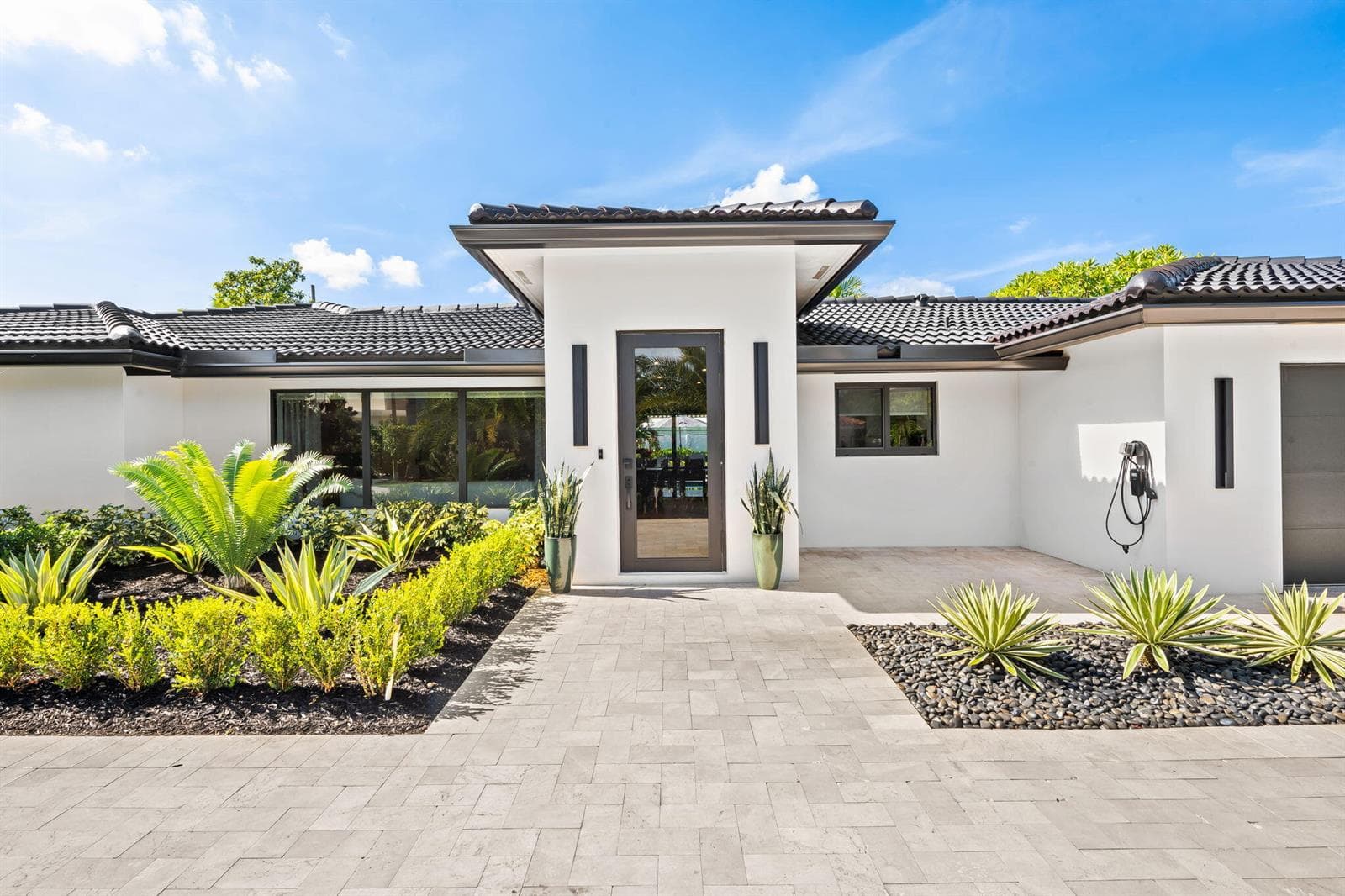 2648 NE 34TH Street, Fort Lauderdale FL 33306 - Fort Lauderdale, FL - Photo 1