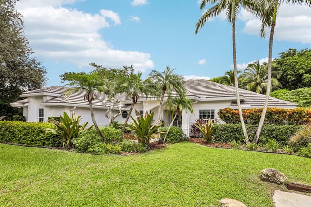 4129 SAINT ANDREWS Drive, Boynton Beach FL 33436 - Boynton Beach, FL - Photo 2