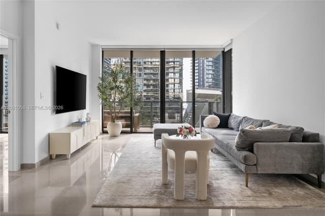 88 SW 7th St # 809, Miami FL 33130 - Miami, FL - Photo 3