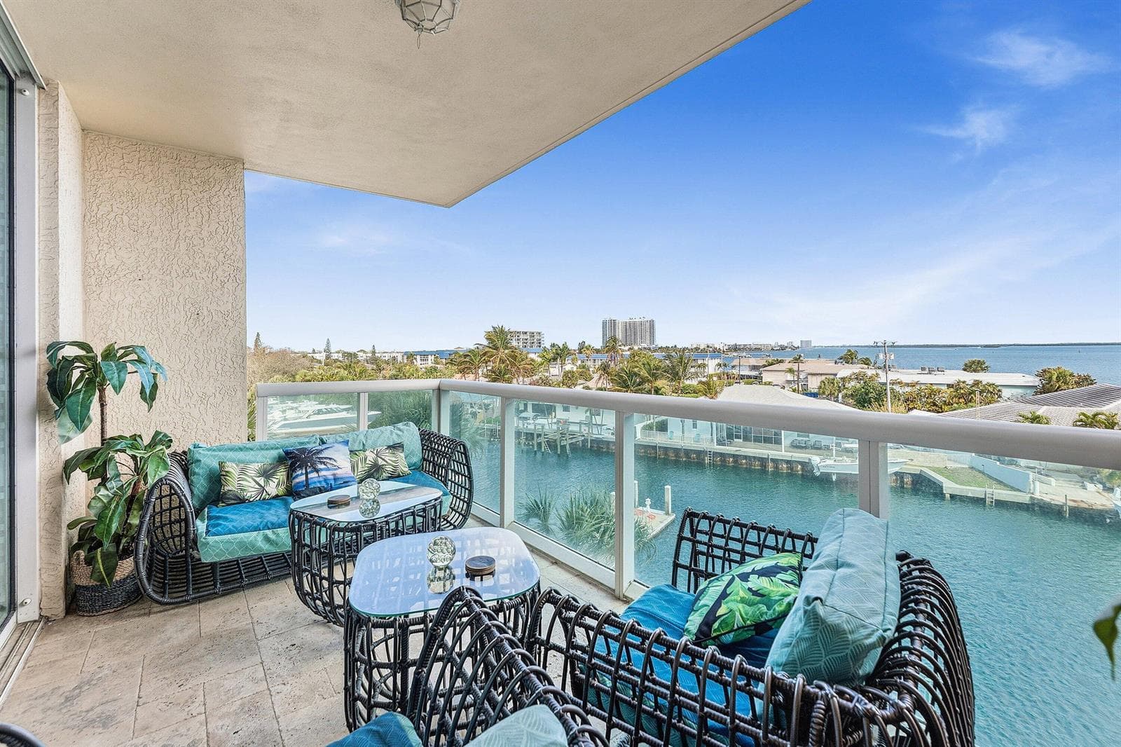 2650 Lake Shore Drive # 401, Riviera Beach FL 33404