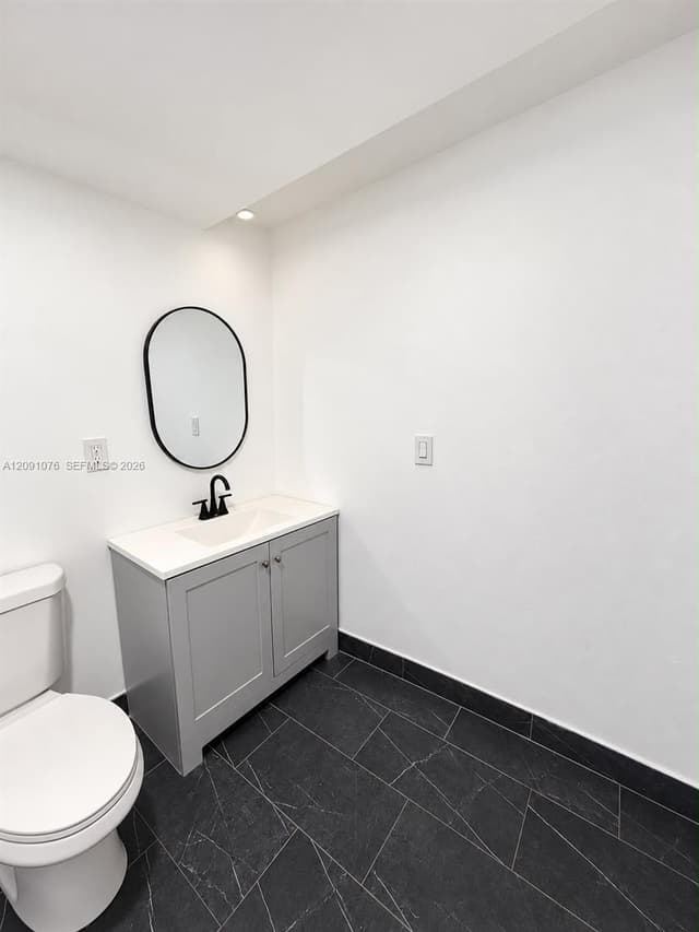 2331 Mckinley St, Hollywood FL 33020 - Hollywood, FL - Photo 5