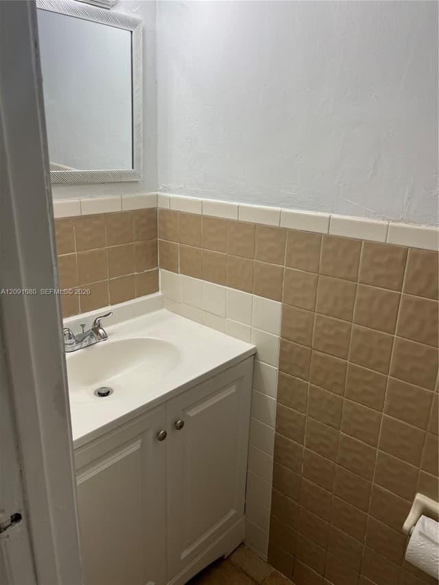5366 W 26th Ave # 121, Hialeah FL 33016 - Hialeah, FL - Photo 5
