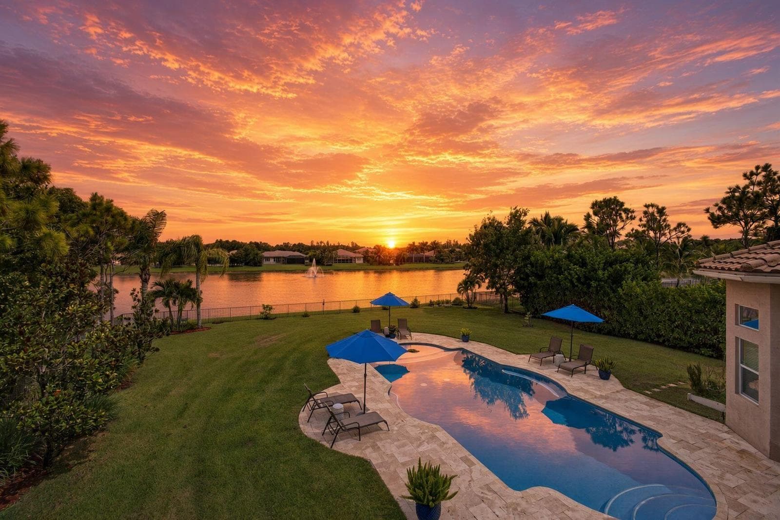 11117 Lynwood Palm Way, Palm Beach Gardens FL 33412 - Palm Beach Gardens, FL - Photo 1