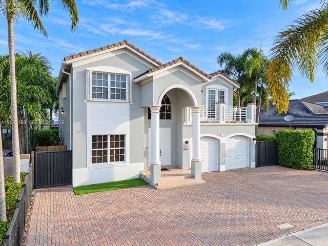16481 SW 58th Ter, Miami FL 33193 - Miami, FL - Photo 2
