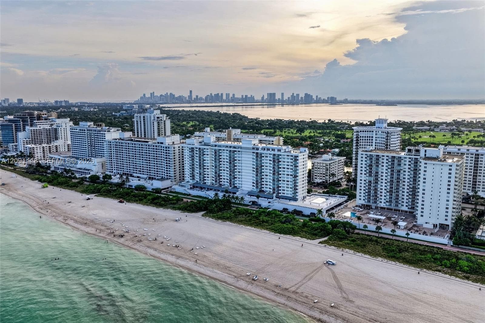 5601 Collins ave # 1716, Miami Beach FL 33140 - Miami Beach, FL - Photo 1