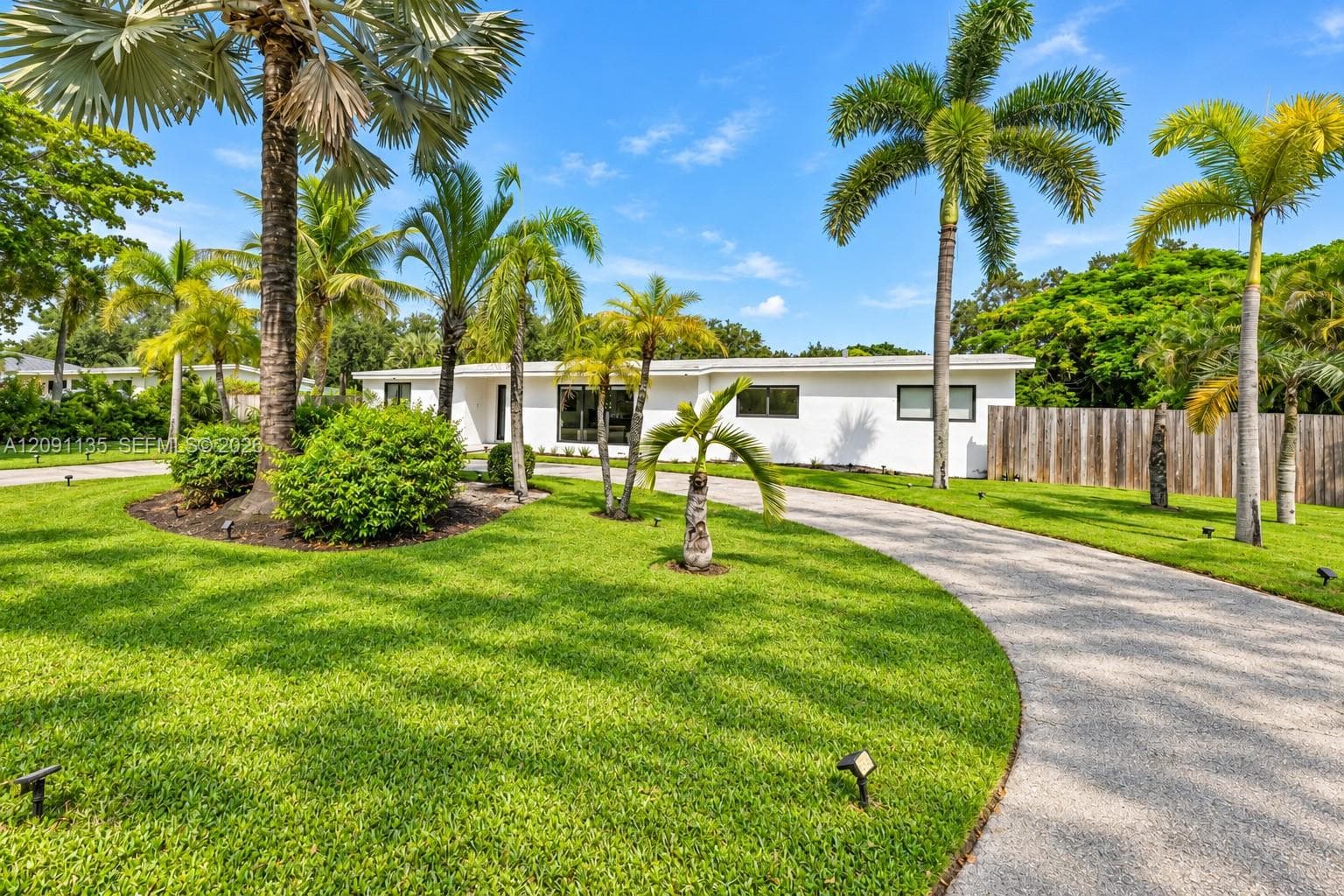 9401 SW 82nd Ave, Miami FL 33156 - Miami, FL - Photo 1