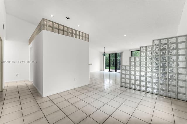 3807 Alcantara Ave # 77, Doral FL 33178 - Doral, FL - Photo 2