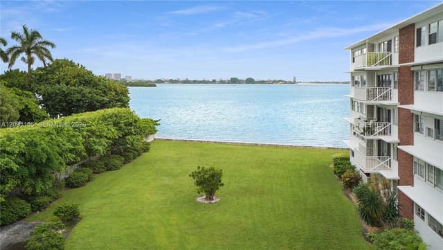 1700 NE 105th St # 406, Miami Shores FL 33138 - Miami Shores, FL - Photo 3