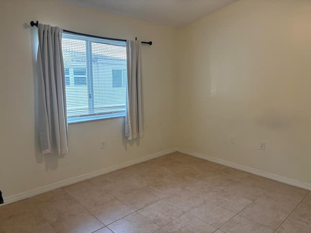 7785 NW 22ND Court # 202, Pembroke Pines FL 33024 - Pembroke Pines, FL - Photo 6