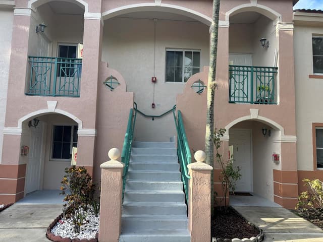7785 NW 22ND Court # 202, Pembroke Pines FL 33024 - Pembroke Pines, FL - Photo 3