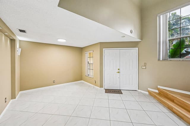 6520 NW 41ST Terrace, Coconut Creek FL 33073 - Coconut Creek, FL - Photo 7