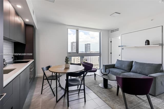 227 NE 2nd St # 2806, Miami FL 33132 - Miami, FL - Photo 5