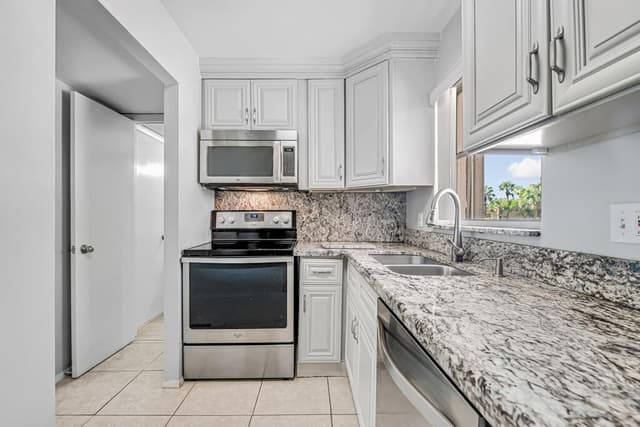 445 LAKE FRANCES Drive # 445, West Palm Beach FL 33411 - West Palm Beach, FL - Photo 6