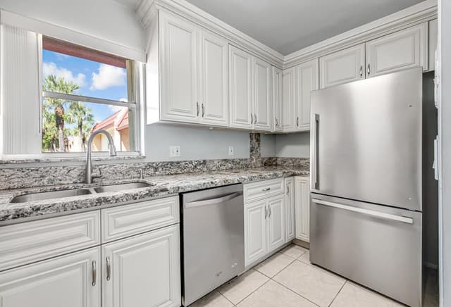 445 LAKE FRANCES Drive # 445, West Palm Beach FL 33411 - West Palm Beach, FL - Photo 7