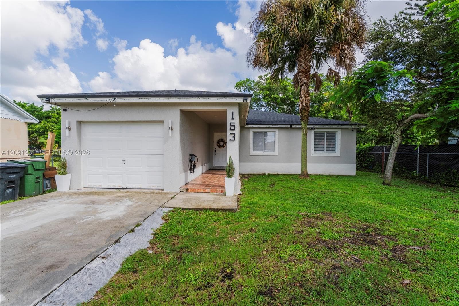 153 NW 6th St, Homestead FL 33030