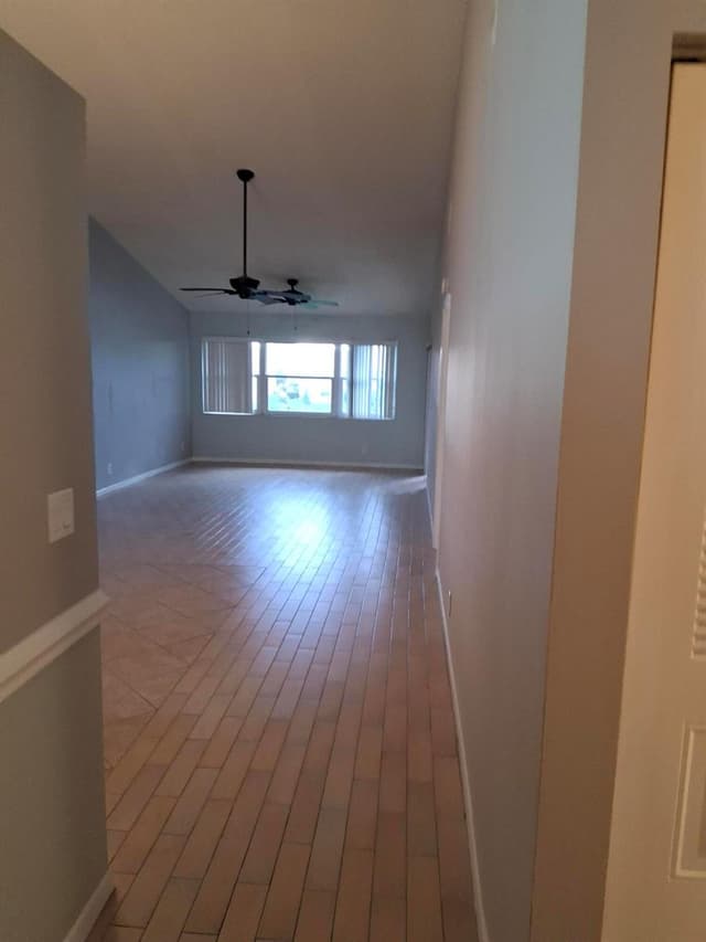 4693 E LUCERNE LAKES Boulevard E # 202, Lake Worth FL 33467 - Lake Worth, FL - Photo 2