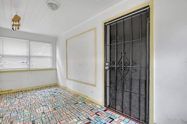 5014 SPRUCE Avenue, West Palm Beach FL 33407 - West Palm Beach, FL - Photo 5