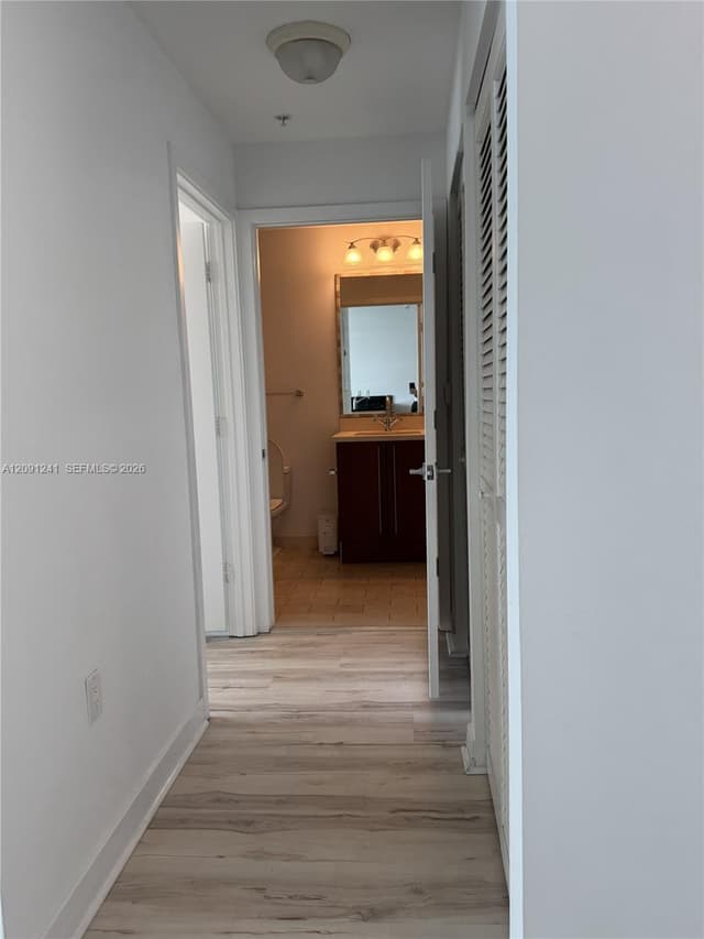 79 SW 12th St # 3005, Miami FL 33130 - Miami, FL - Photo 4