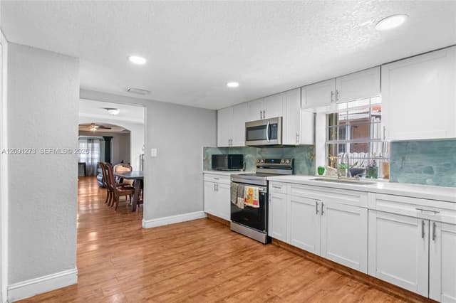 2501 NW 23rd Ave, Miami FL 33142 - Miami, FL - Photo 5