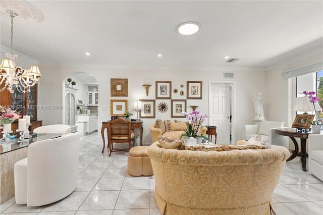 890 NE 168th St, North Miami Beach FL 33162 - North Miami Beach, FL - Photo 7