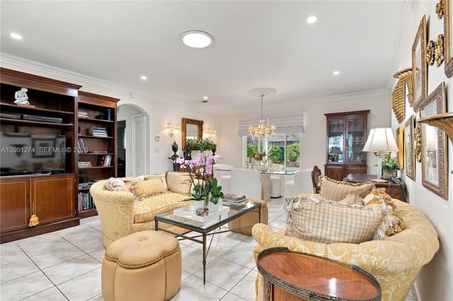 890 NE 168th St, North Miami Beach FL 33162 - North Miami Beach, FL - Photo 4