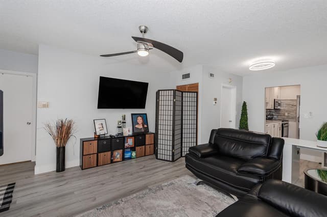 7610 NW 1ST Street # 205, Margate FL 33063 - Margate, FL - Photo 4