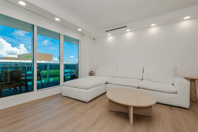 2301 Collins Ave # 834, Miami Beach FL 33139 - Miami Beach, FL - Photo 4