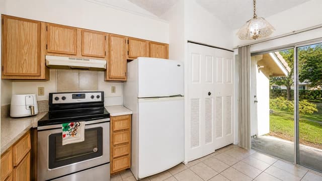 10880 NW 45th Street, Coral Springs FL 33065 - Coral Springs, FL - Photo 3