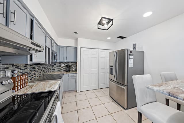601 Vision Court, Palm Beach Gardens FL 33418 - Palm Beach Gardens, FL - Photo 5