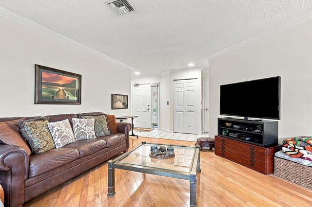 11 Lexington Lane E # B, Palm Beach Gardens FL 33418 - Palm Beach Gardens, FL - Photo 6