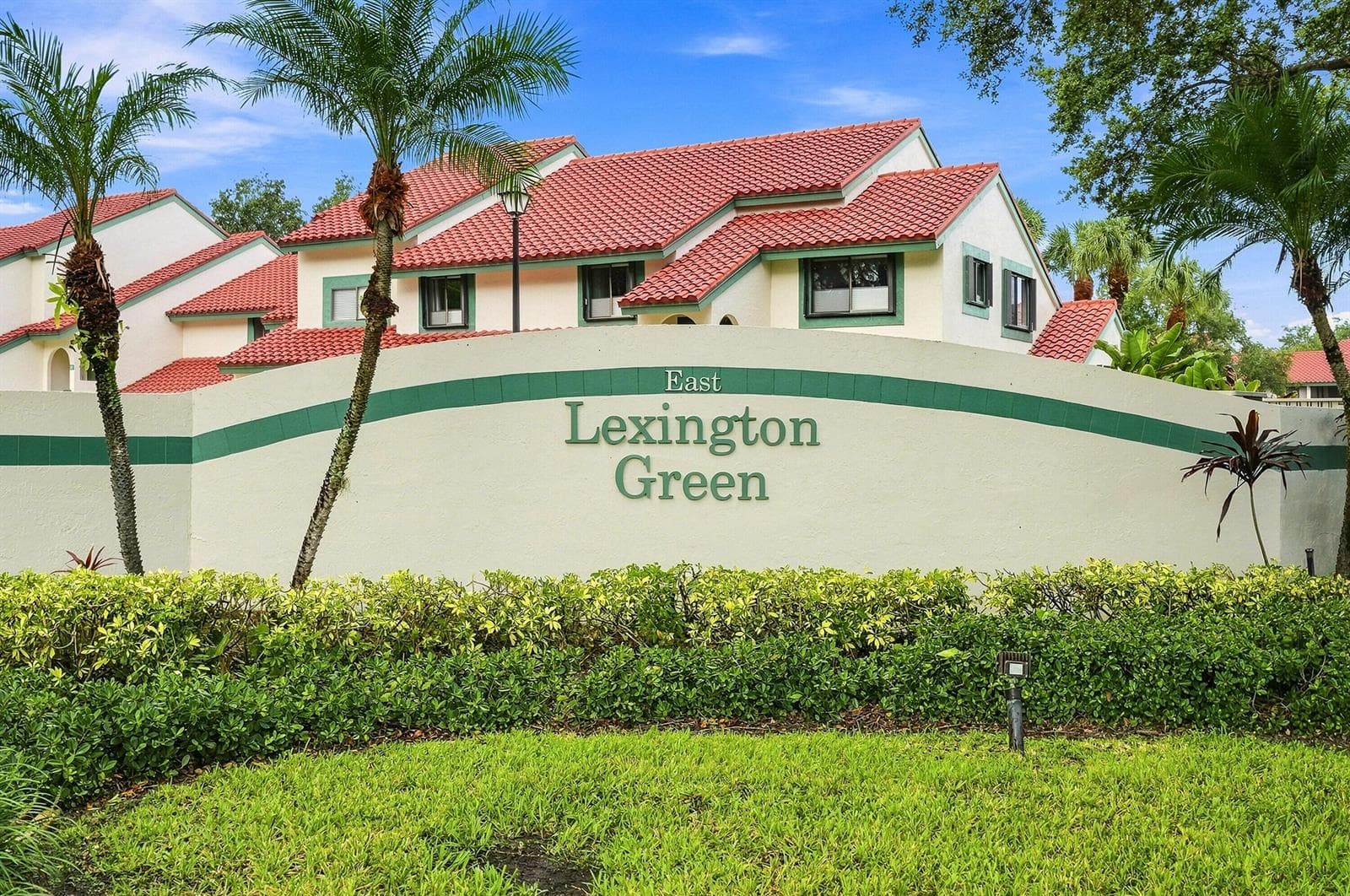 11 Lexington Lane E # B, Palm Beach Gardens FL 33418 - Palm Beach Gardens, FL - Photo 1