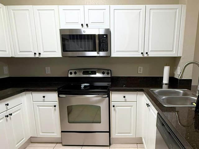 7843 CATALINA Circle, Tamarac FL 33321 - Tamarac, FL - Photo 4
