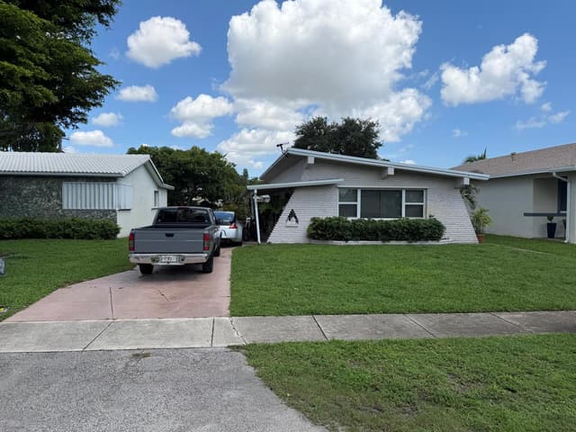 37 SE 14TH Street # 12, Dania Beach FL 33004 - Dania Beach, FL - Photo 2