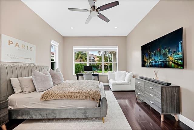 15976 SW 4th St, Pembroke Pines FL 33027 - Pembroke Pines, FL - Photo 7