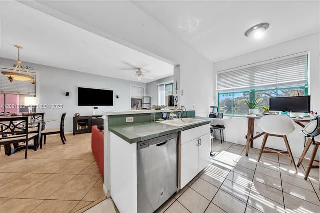 1408 NW 126th Ave # 1408, Sunrise FL 33323 - Sunrise, FL - Photo 7