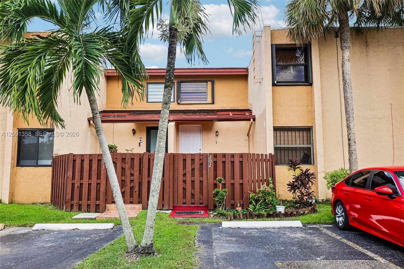 241 W Park Dr # 202, Miami FL 33172 - Miami, FL - Photo 1