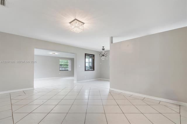 6528 SW 26th St, Miramar FL 33023 - Miramar, FL - Photo 4