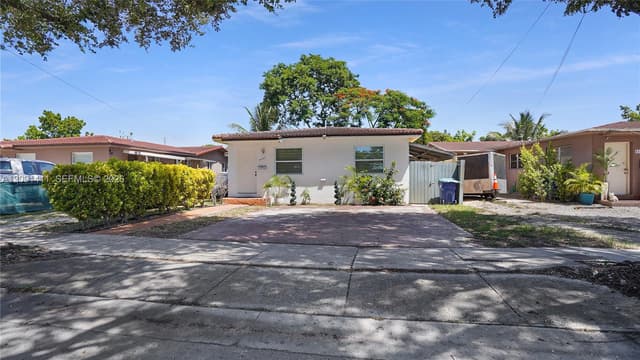 11161 SW 7 St, Sweetwater FL 33174 - Sweetwater, FL - Photo 2