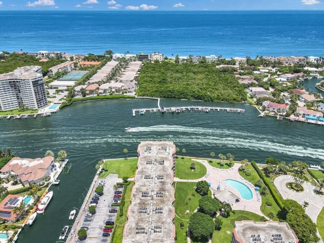 859 JEFFERY Street # 306, Boca Raton FL 33487 - Boca Raton, FL - Photo 2