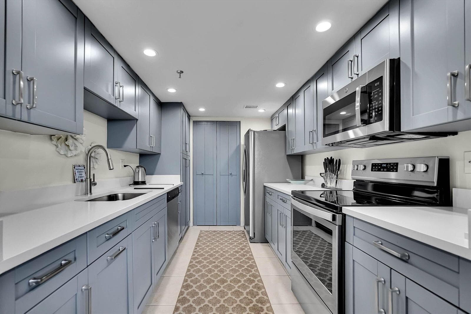 859 JEFFERY Street # 306, Boca Raton FL 33487