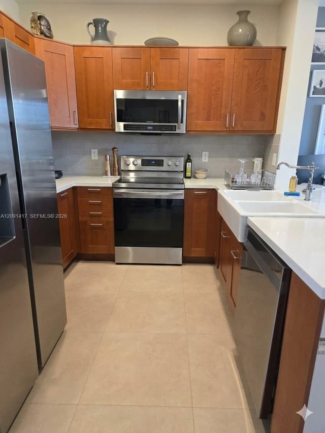 9045 SW 203rd Ter, Cutler Bay FL 33189 - Cutler Bay, FL - Photo 6