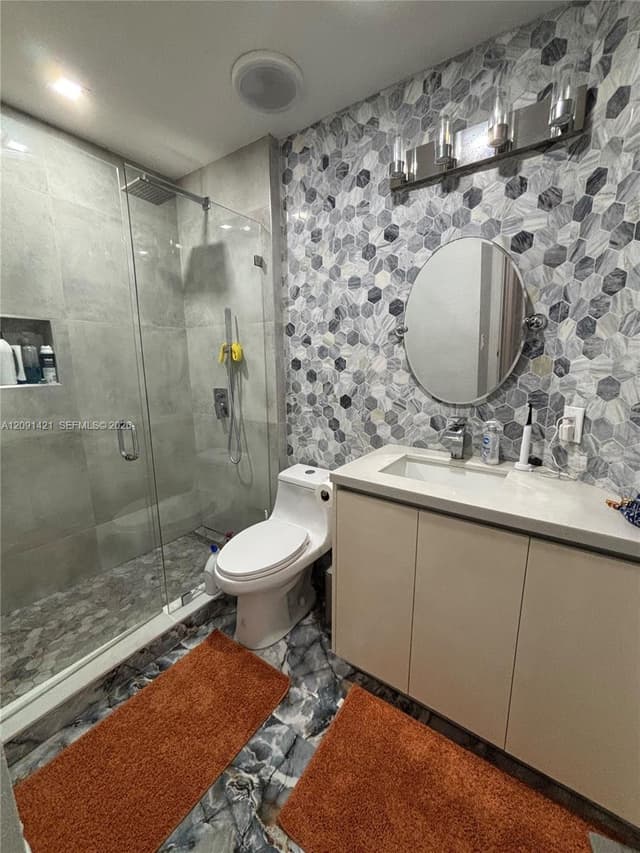7983 NW 114th Pl, Doral FL 33178 - Doral, FL - Photo 6
