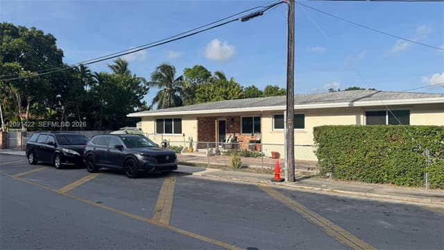 111 SW 24th Ave, Miami FL 33135 - Miami, FL - Photo 2