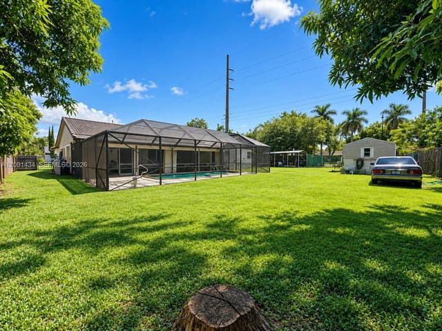 15170 SW 153rd Pl, Miami FL 33196 - Miami, FL - Photo 2