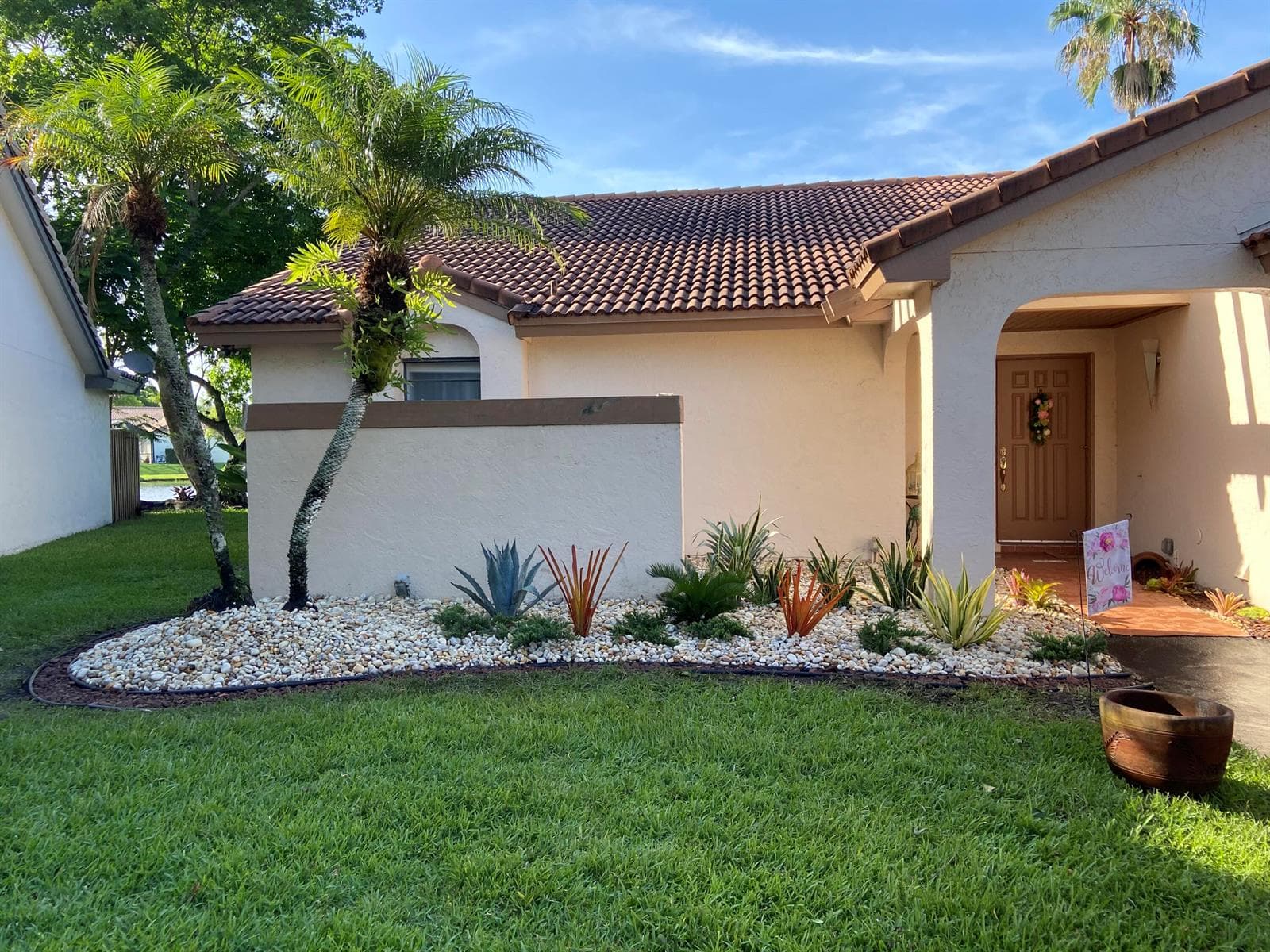2067 Montpeliar, Weston FL 33326 - Weston, FL - Photo 1
