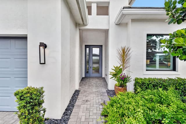 15811 Key Biscayne Lane, Westlake FL 33470 - Westlake, FL - Photo 4